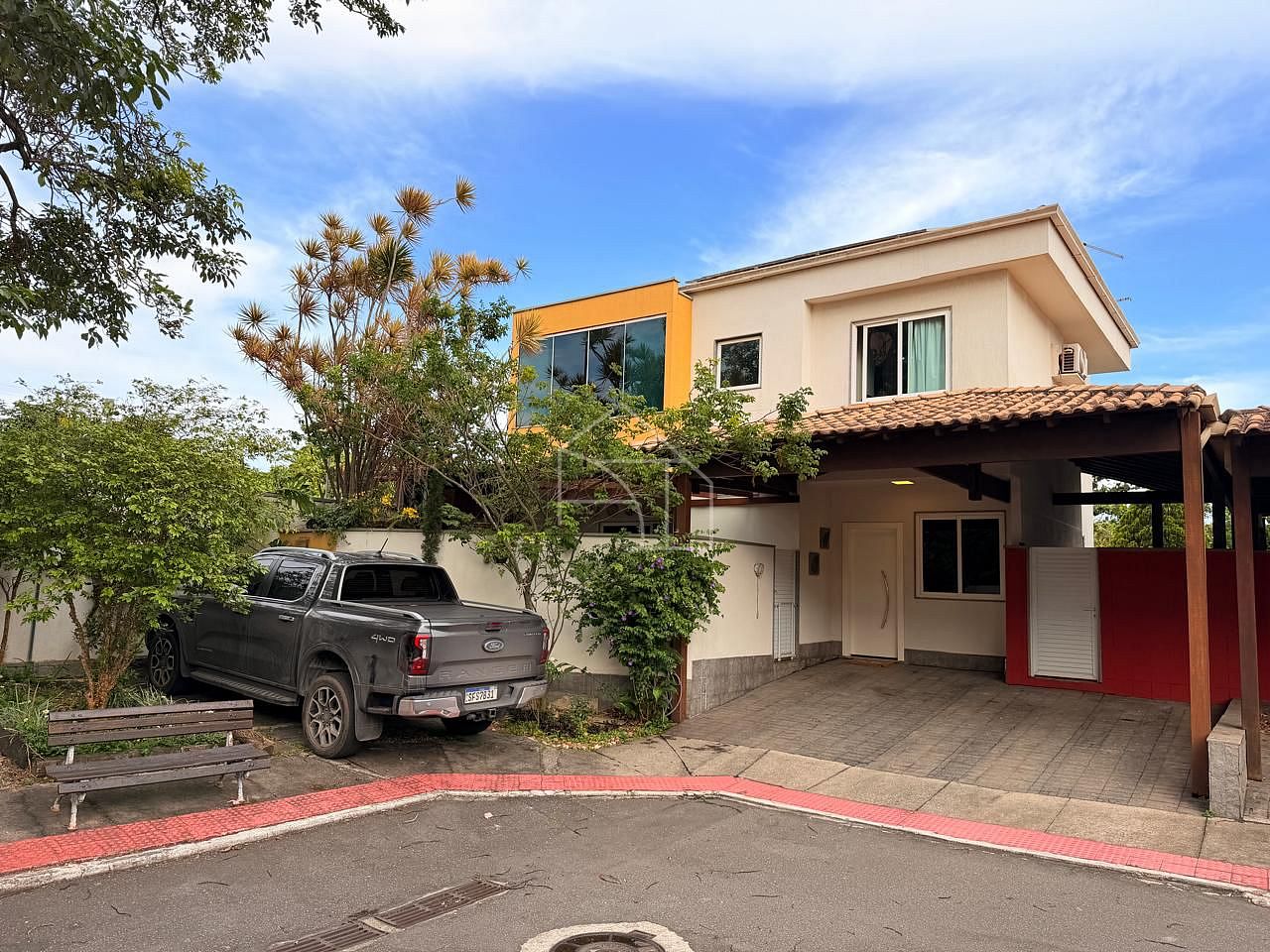 Casa de Condomínio, 4 quartos - Foto 1