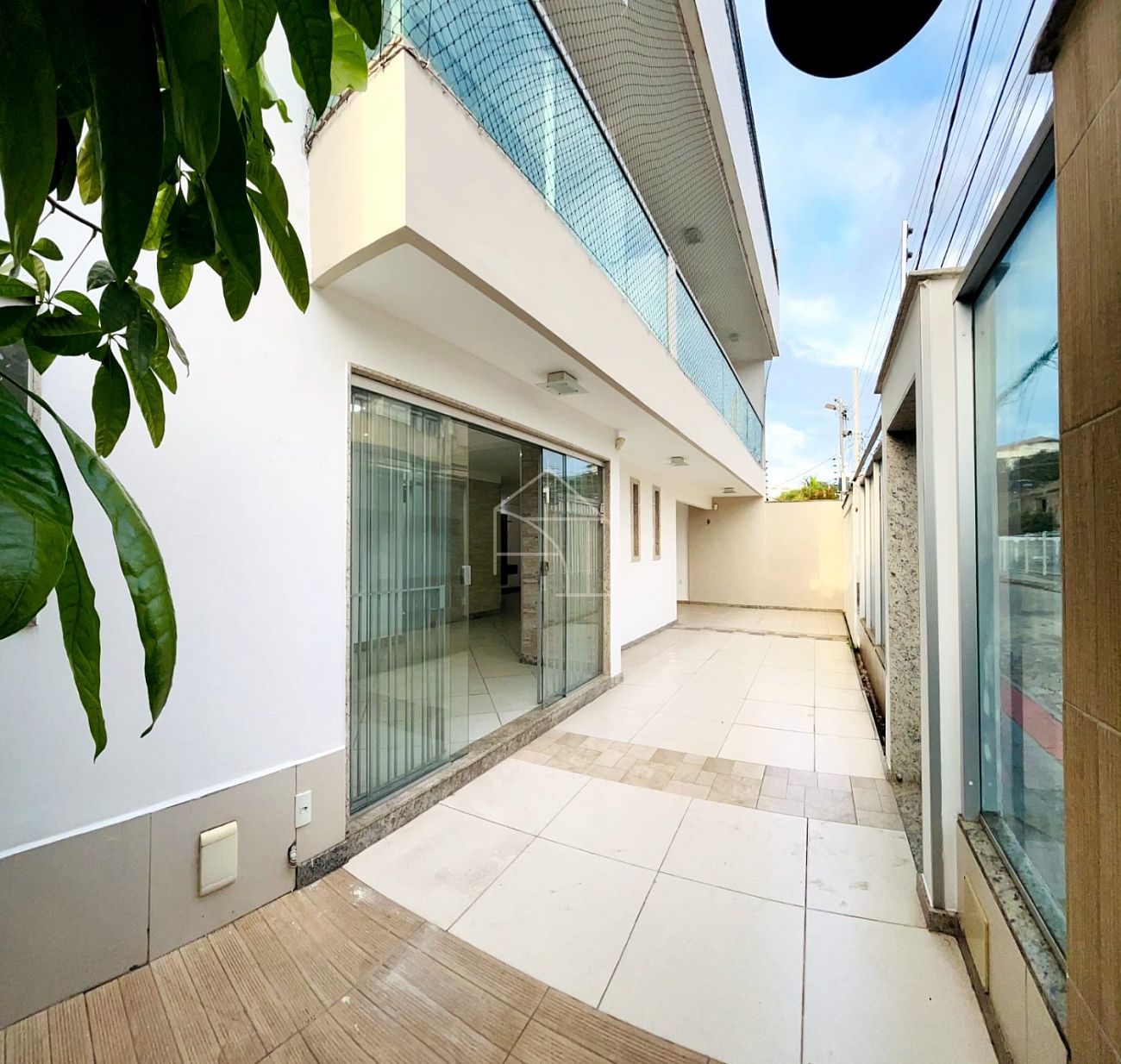 Casa, 4 quartos, 206 m² - Foto 2