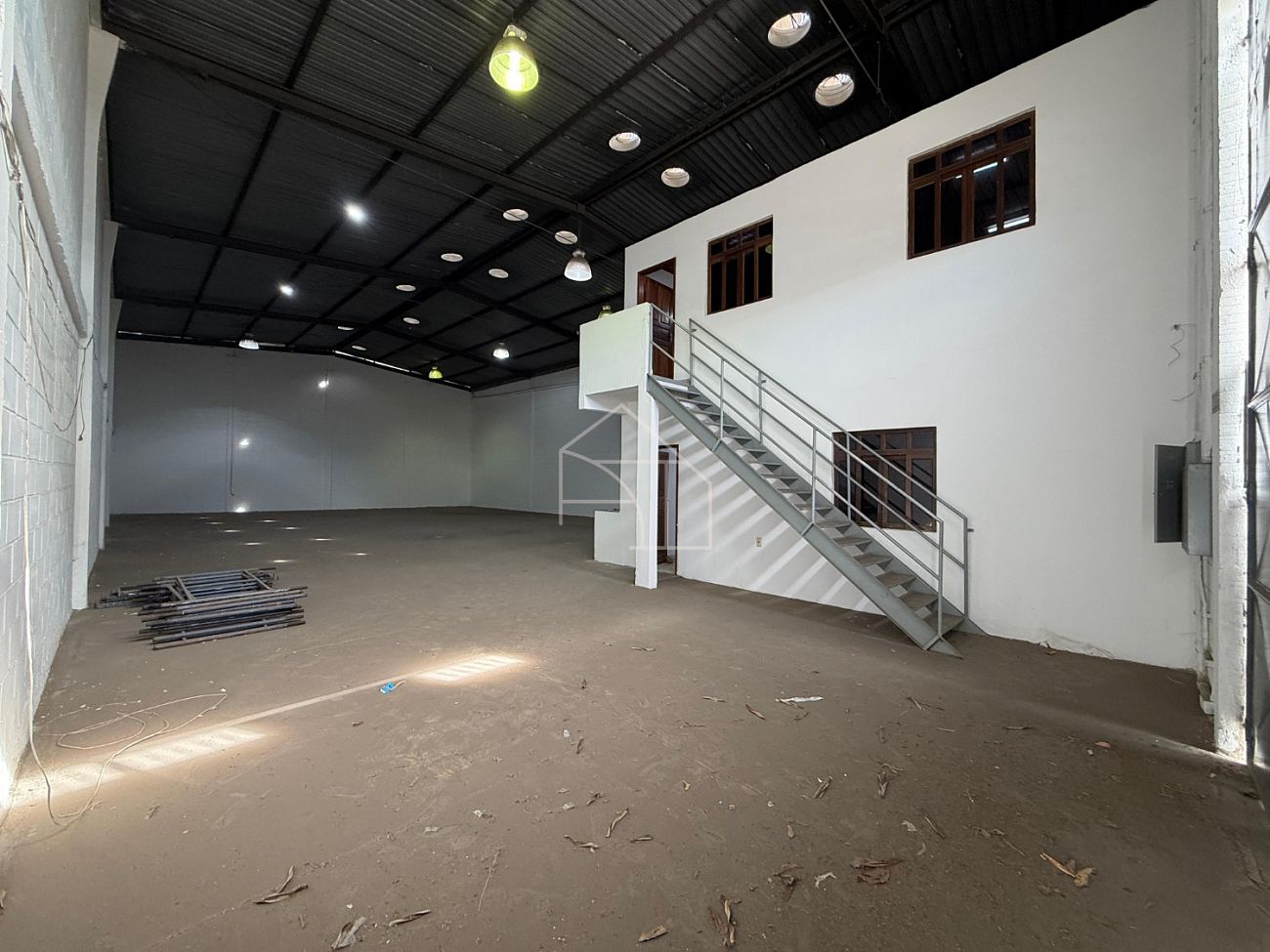 Depósito-Galpão, 425 m² - Foto 1