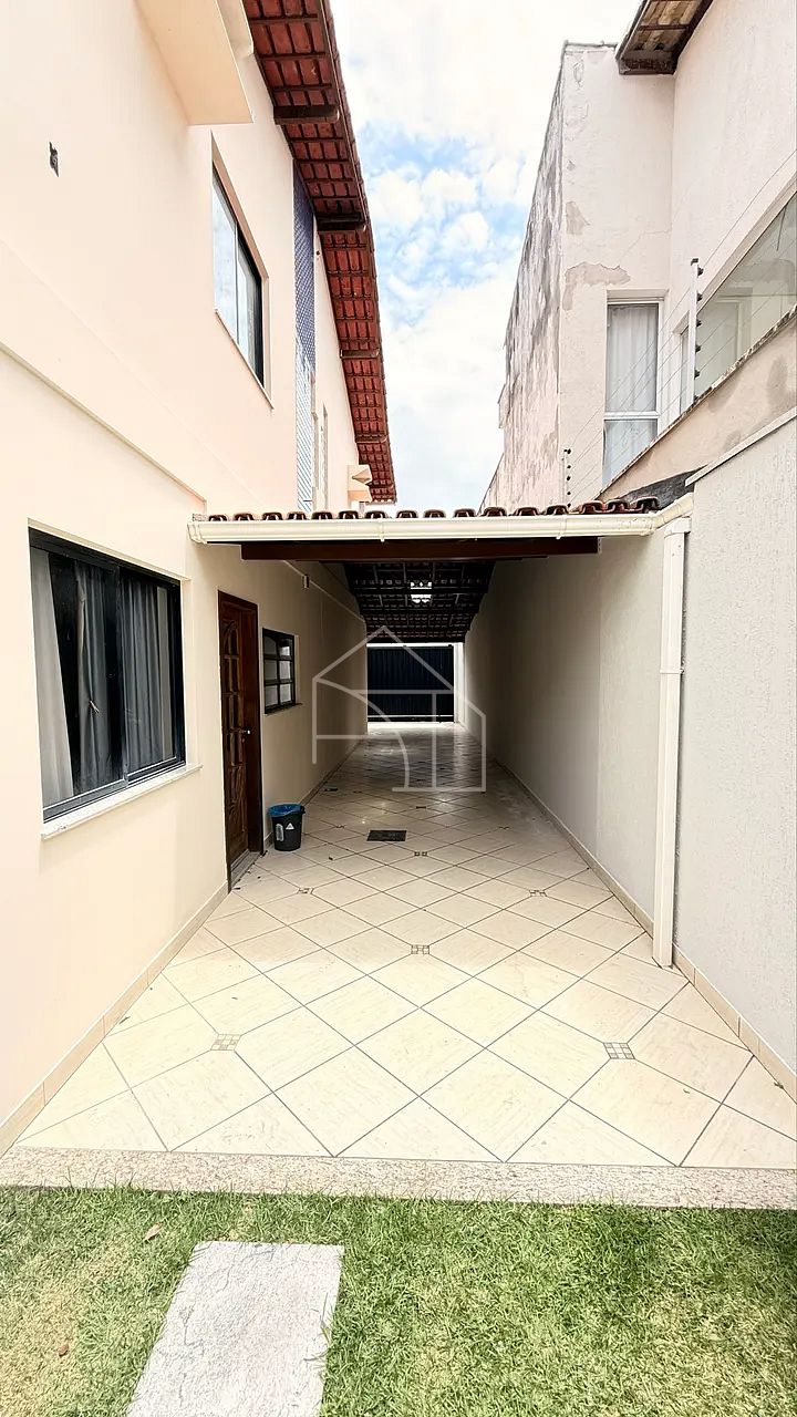 Casa, 5 quartos, 280 m² - Foto 2