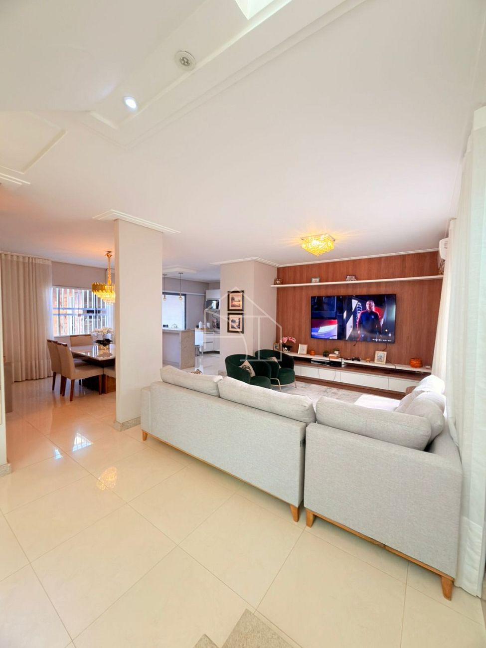 Casa, 4 quartos, 250 m² - Foto 8