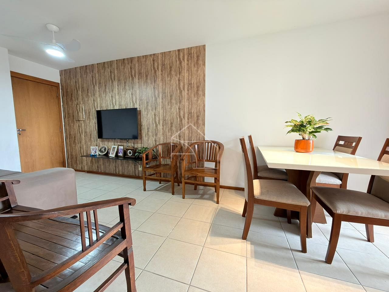 Apartamento à Venda Buritis Condomínio Club 2 quartos com Suíte – Colina de Laranjeiras