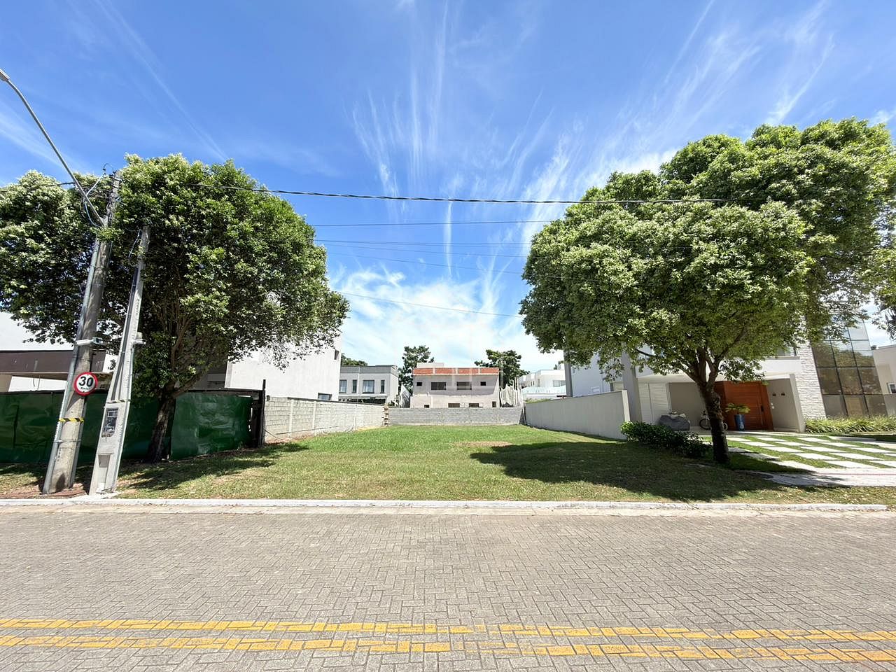 Terreno à venda no Alphaville Jacuhy – Residencial 4