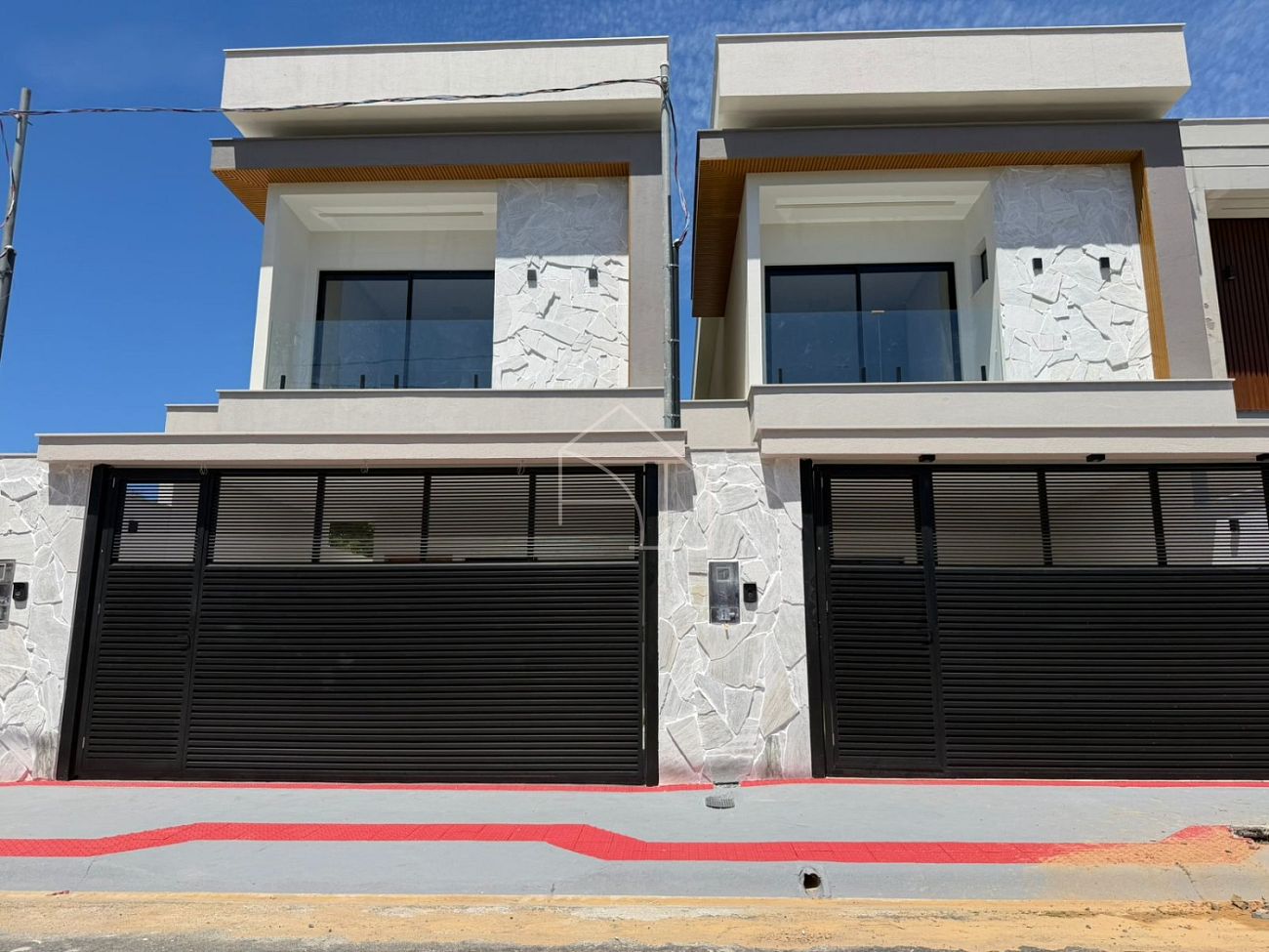Casa, 3 quartos, 170 m² - Foto 1