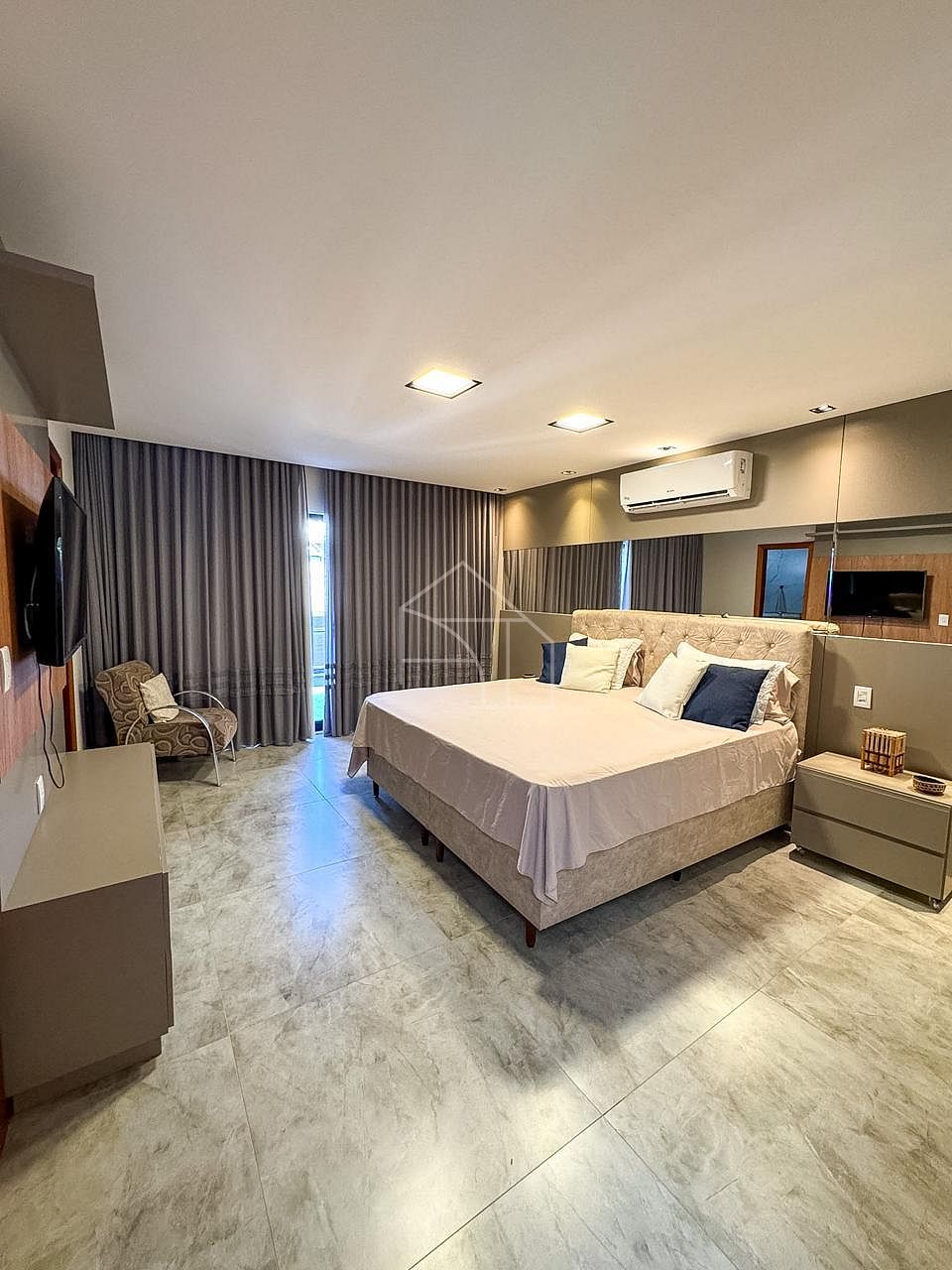 Casa, 3 quartos, 247 m² - Foto 11