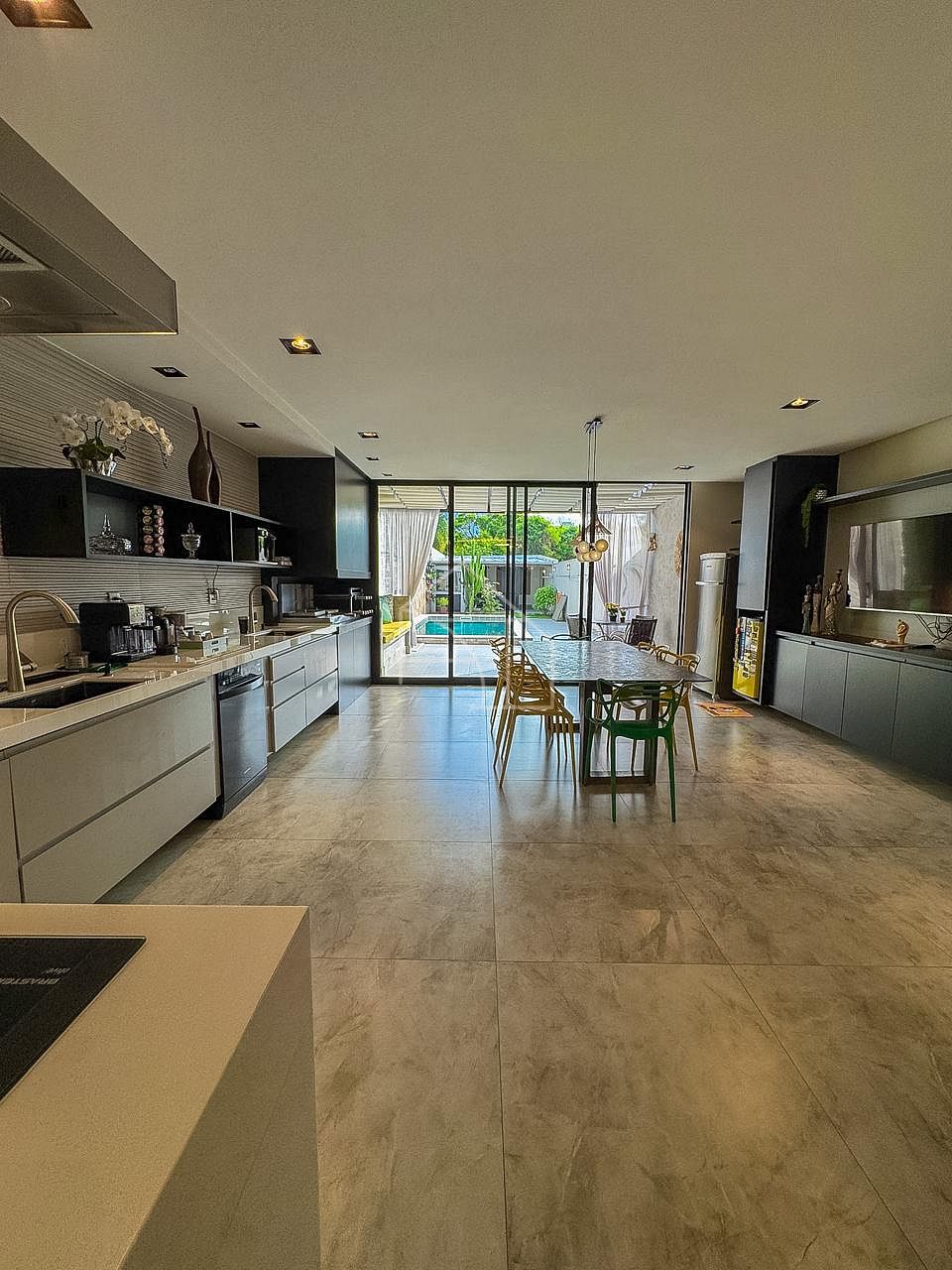 Casa, 3 quartos, 247 m² - Foto 28
