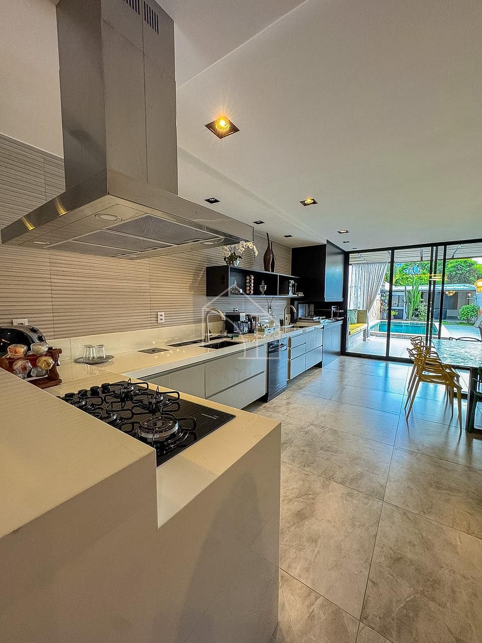 Casa, 3 quartos, 247 m² - Foto 9