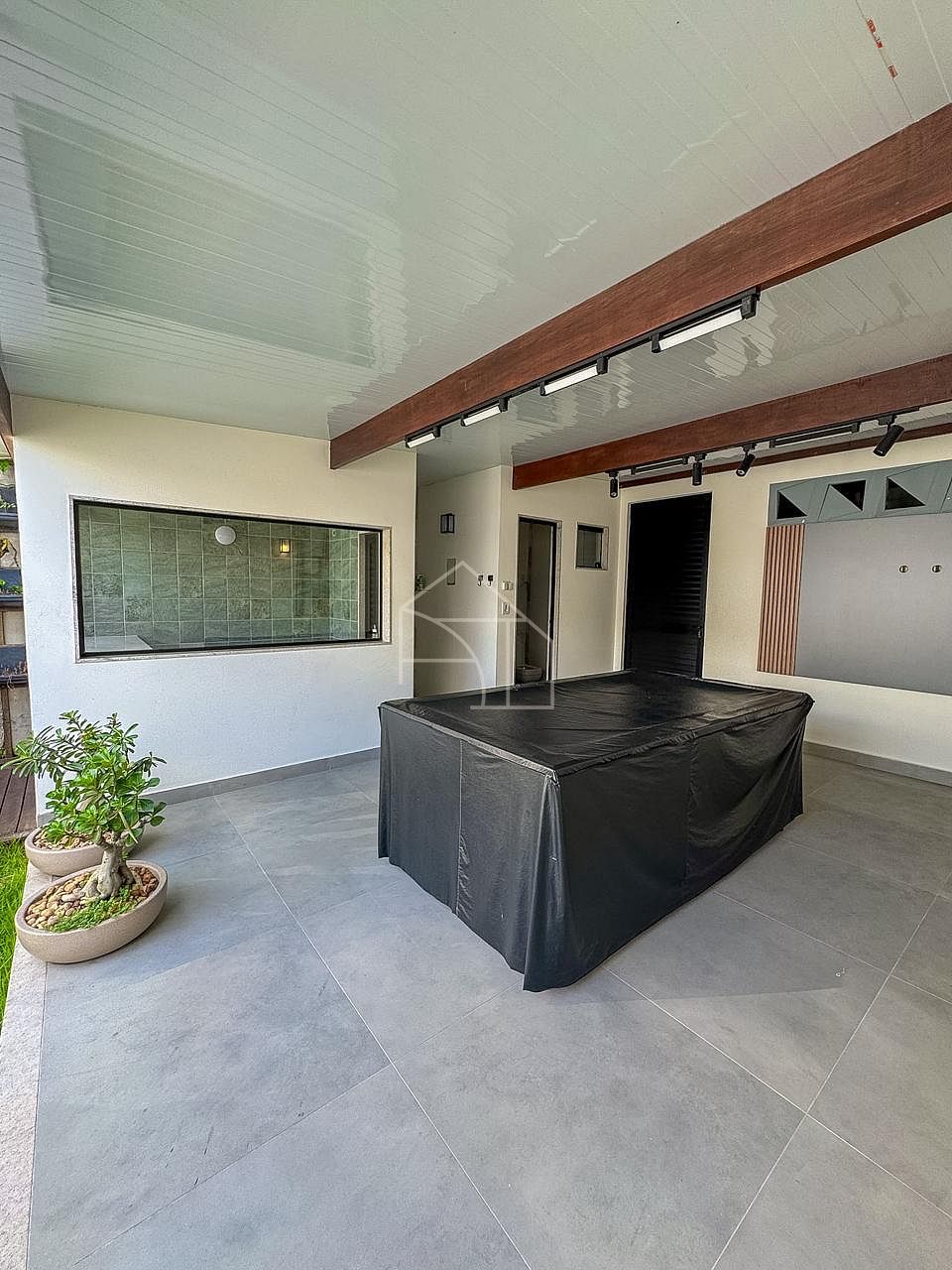 Casa, 3 quartos, 247 m² - Foto 36
