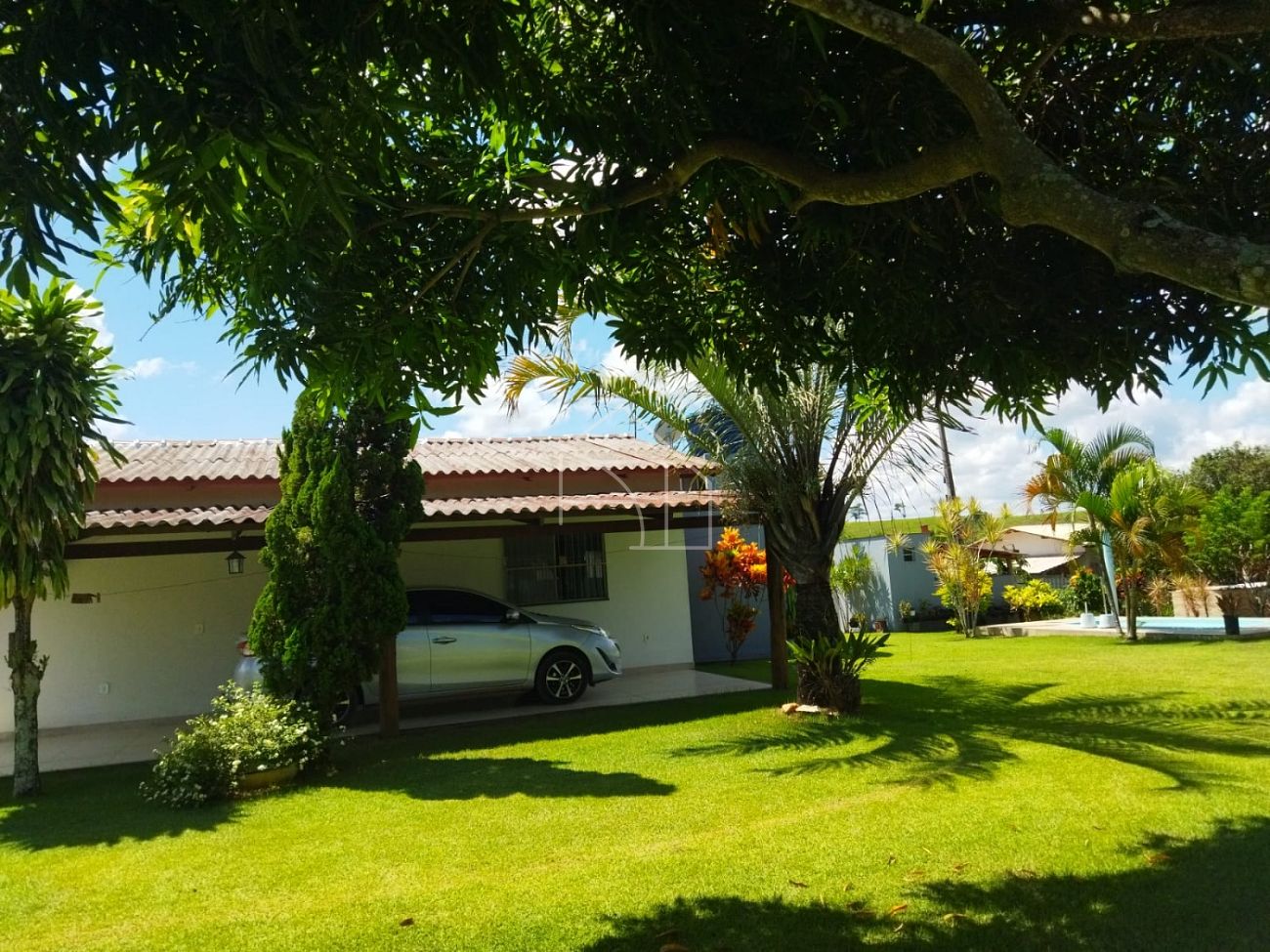 Chácara, 3 quartos, 3000 m² - Foto 1
