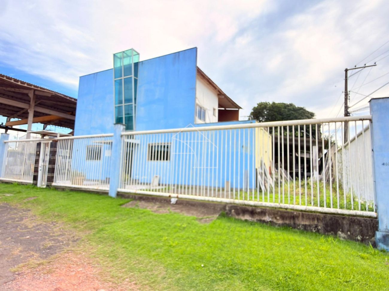 Prédio Inteiro - Foto 2