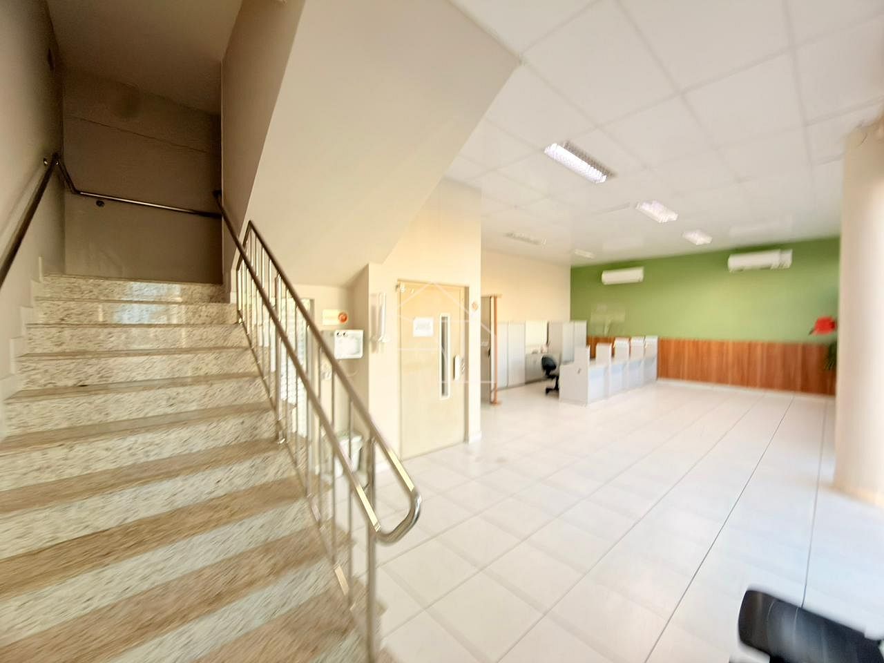 Loja-Salão, 330 m² - Foto 4