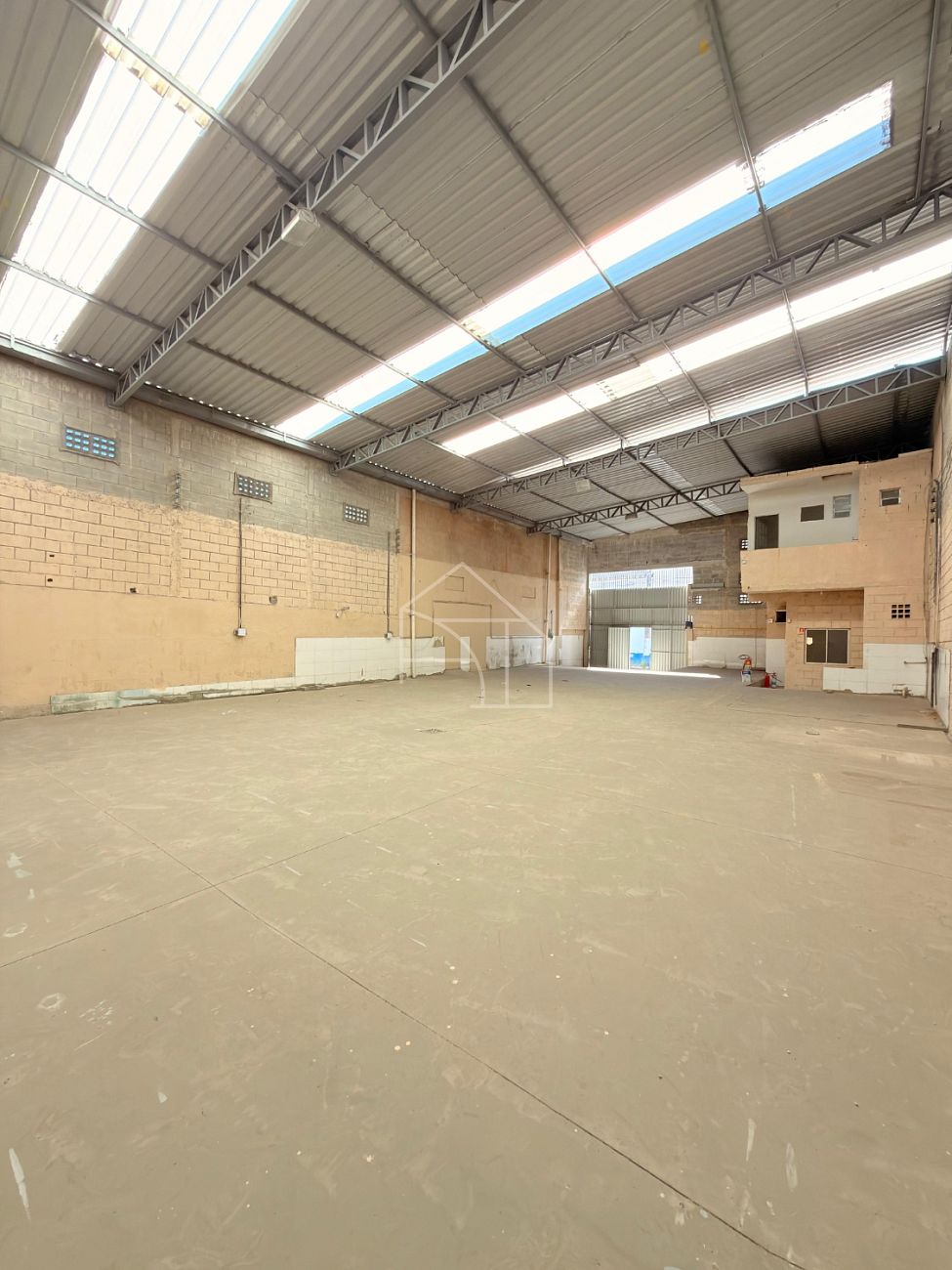 Depósito-Galpão, 300 m² - Foto 1