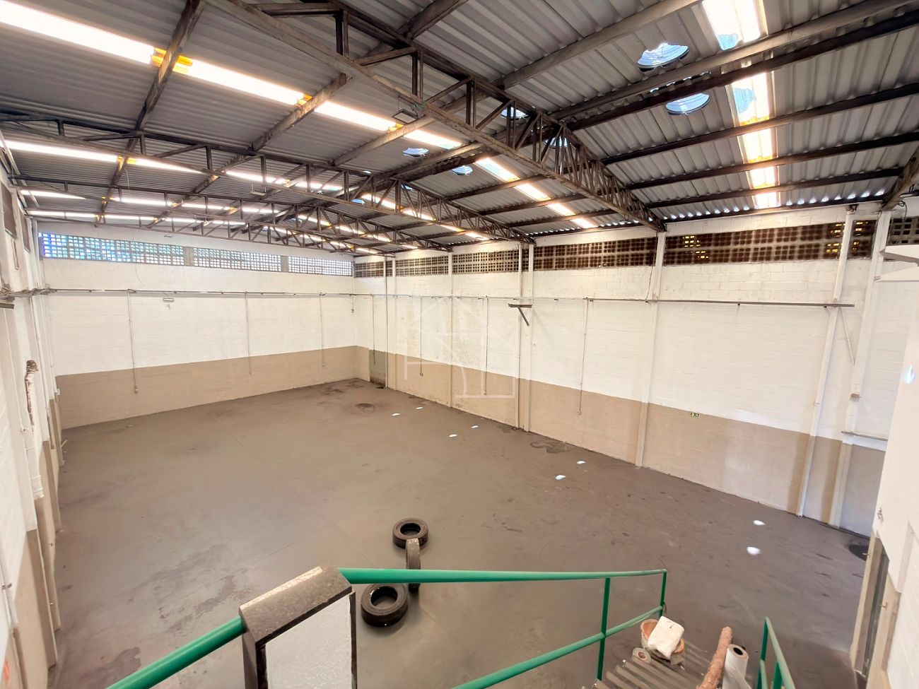 Depósito-Galpão, 300 m² - Foto 4