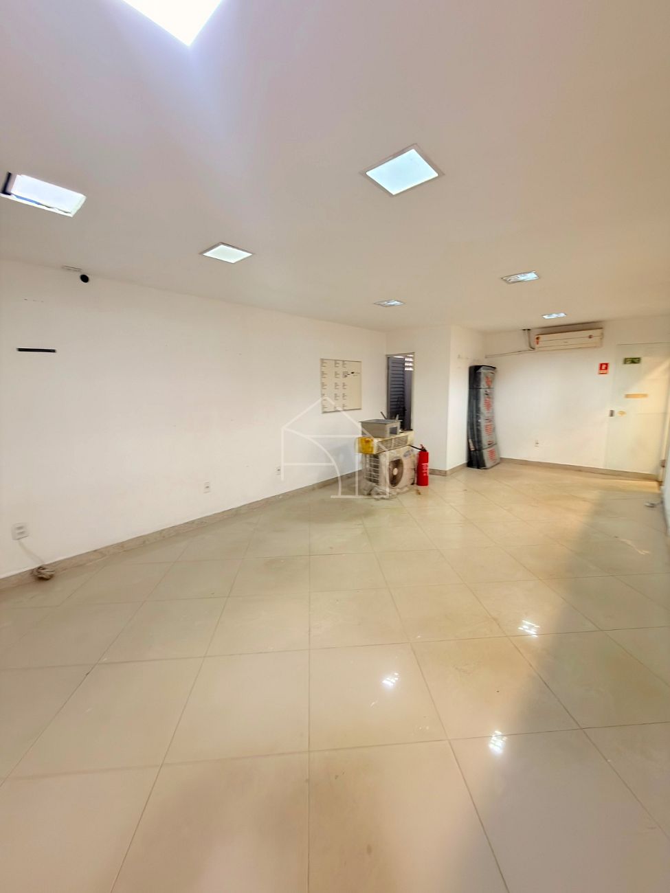 Depósito-Galpão, 300 m² - Foto 8
