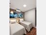 CASA PORTEIRA FECHADA NO ALPHAVILLE JACUHY � 4 SU�TES, PISCINA E SAUNA 22