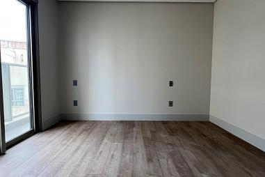 Apartamento de 3 suítes no Centro