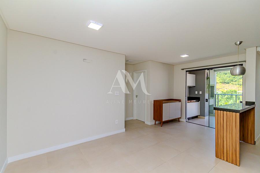 Apartamento de 2 dormitórios na Praia Brava — foto 3