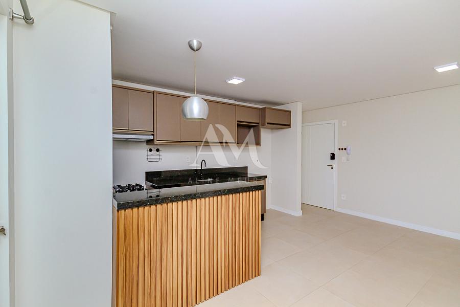 Apartamento de 2 dormitórios na Praia Brava — foto 9