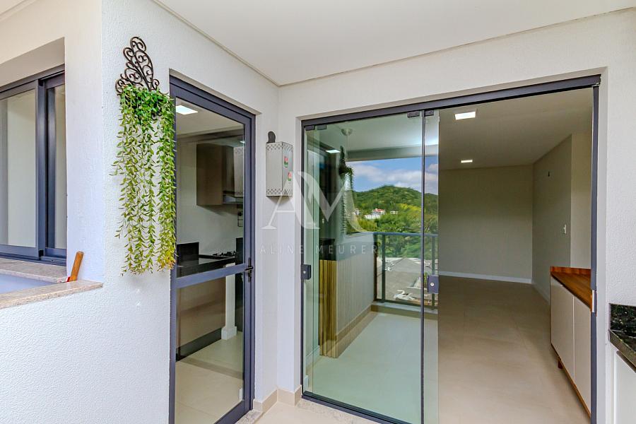 Apartamento de 2 dormitórios na Praia Brava — foto 20