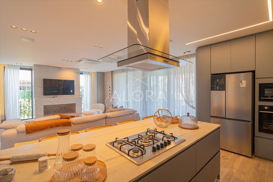 Viva o auge da sofisticação: uma residência que redefine o conceito de luxo em Torres. — foto 13