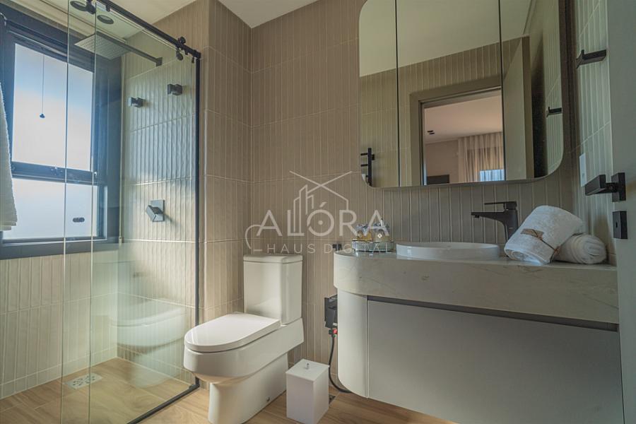 Viva o auge da sofisticação: uma residência que redefine o conceito de luxo em Torres. — foto 53