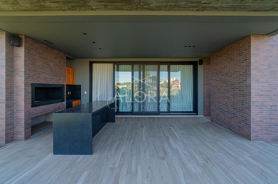 Viva o auge da sofisticação: uma residência que redefine o conceito de luxo em Torres. — foto 57