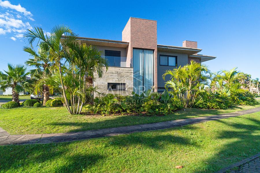 Viva o auge da sofisticação: uma residência que redefine o conceito de luxo em Torres. — foto 63