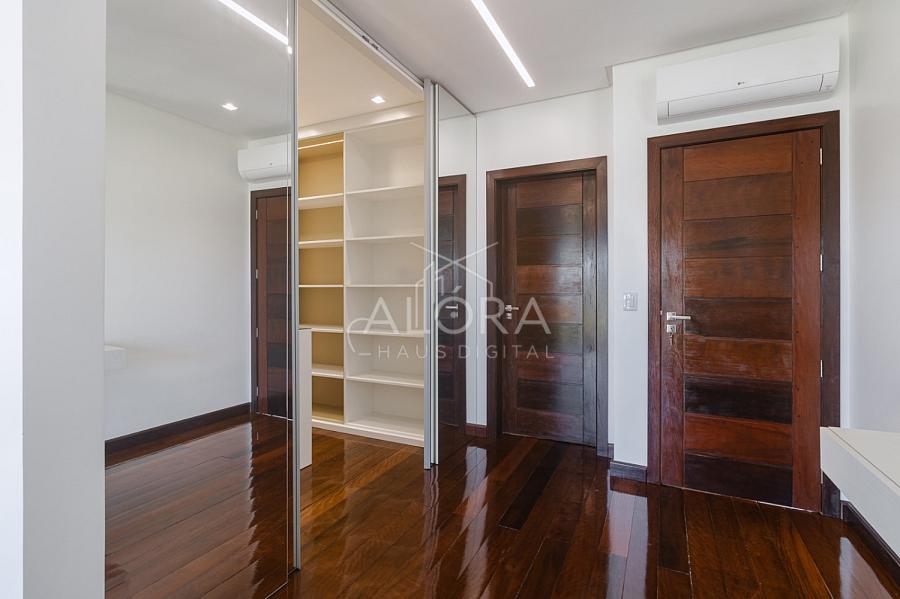 Viva o equilíbrio perfeito entre conforto, exclusividade e sofisticação em uma residência que redefine o conceito de lar. — foto 27