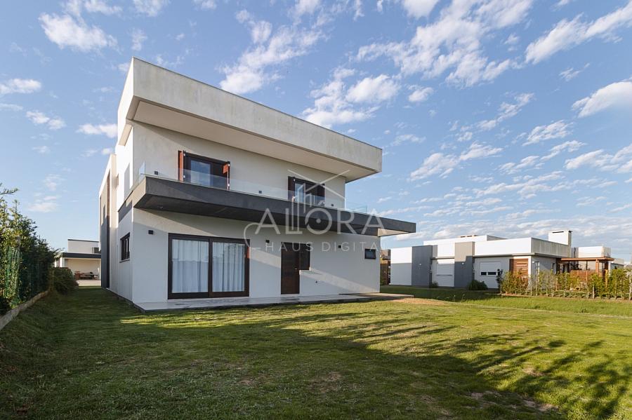 Viva o equilíbrio perfeito entre conforto, exclusividade e sofisticação em uma residência que redefine o conceito de lar. — foto 4