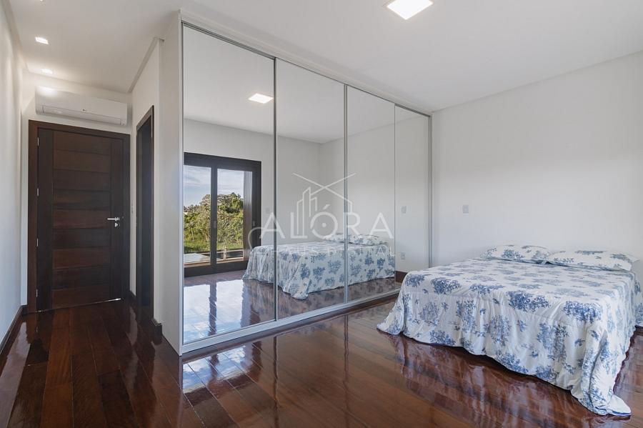 Viva o equilíbrio perfeito entre conforto, exclusividade e sofisticação em uma residência que redefine o conceito de lar. — foto 31