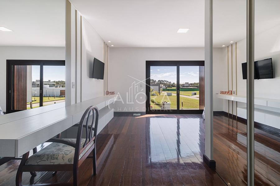 Viva o equilíbrio perfeito entre conforto, exclusividade e sofisticação em uma residência que redefine o conceito de lar. — foto 37