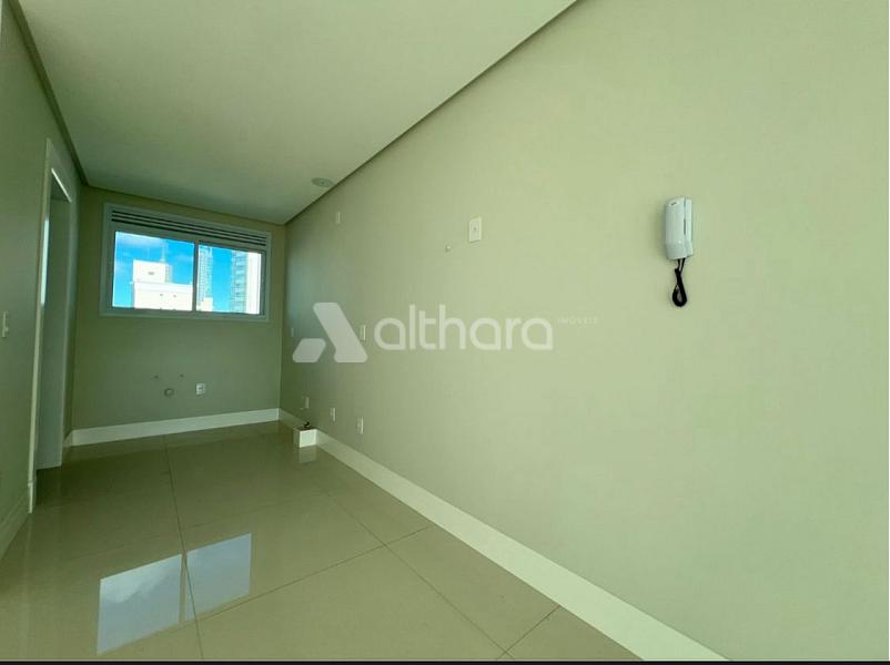 Apartamento no Edifício Falcon Tower FG em Balneário Camboriú — foto 4