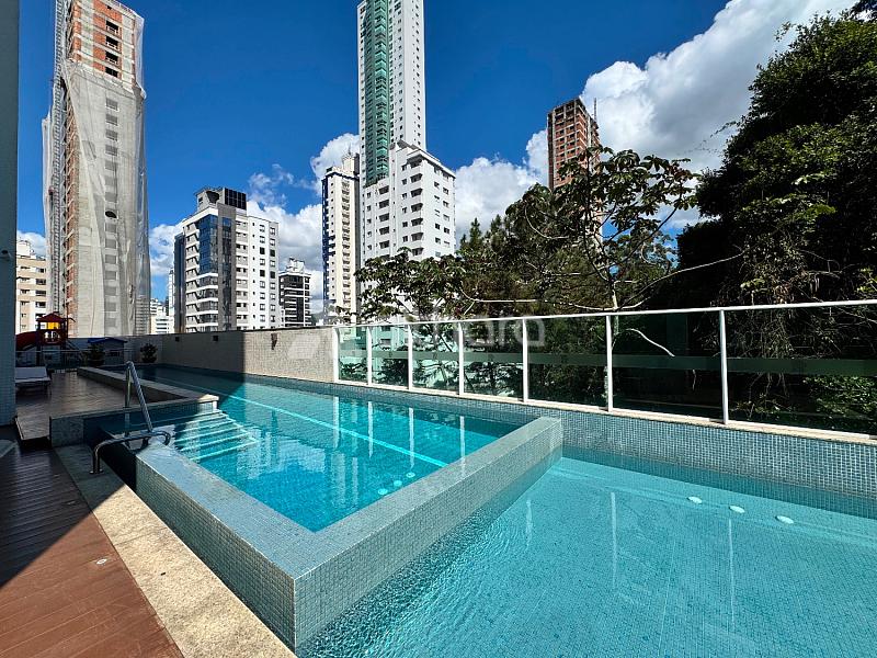 Apartamento no Edif�cio Carmel Vista Alta em Balne�rio Cambori� 39