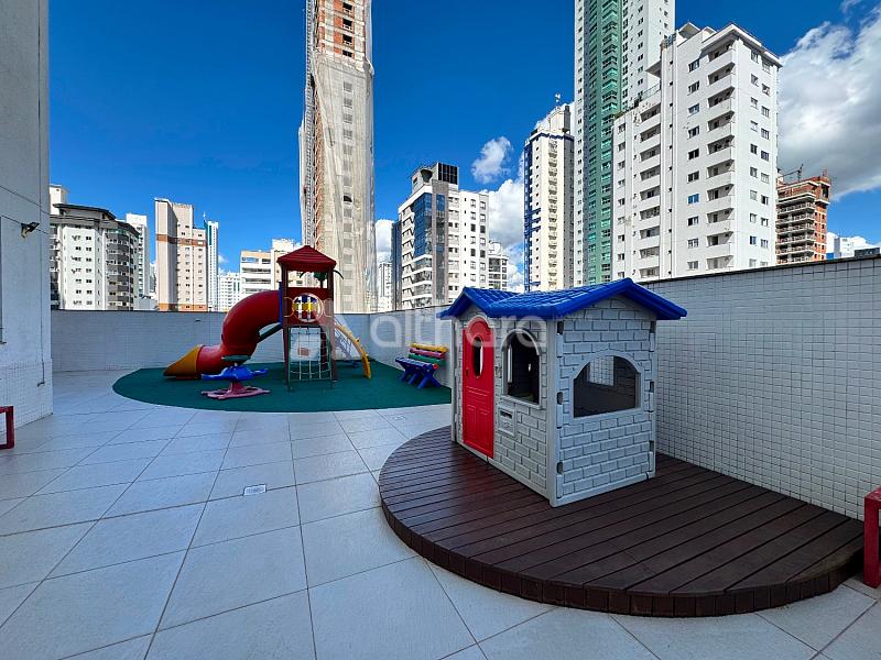 Apartamento no Edif�cio Carmel Vista Alta em Balne�rio Cambori� 27