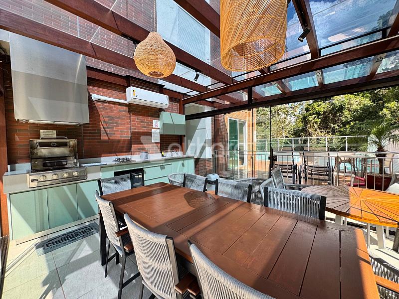 Apartamento no Edif�cio Carmel Vista Alta em Balne�rio Cambori� 36