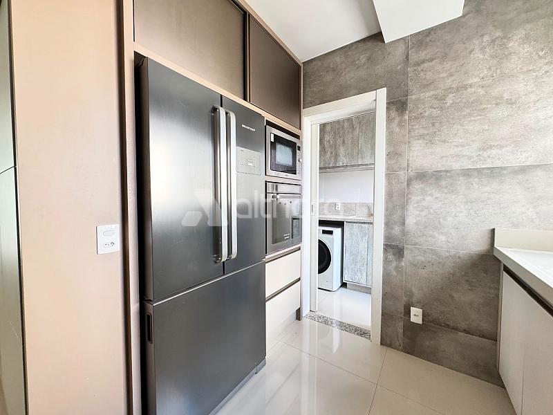 Apartamento no Edif�cio Carmel Vista Alta em Balne�rio Cambori� 11