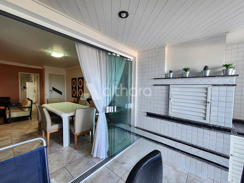 Apartamento Diferenciado no Edif�cio Tour Royalle em Balne�rio Cambori� 6