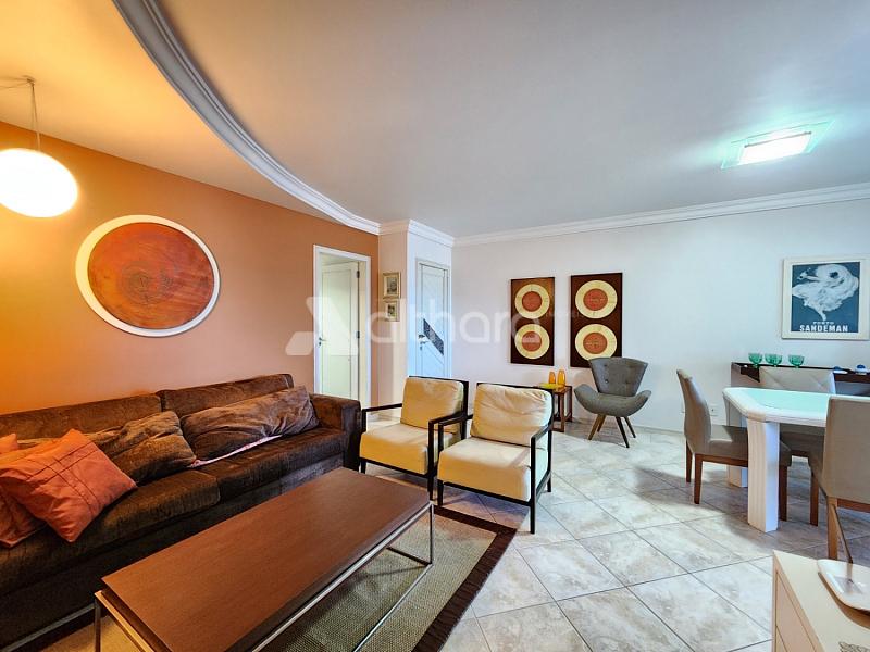 Apartamento Diferenciado no Edif�cio Tour Royalle em Balne�rio Cambori� 2