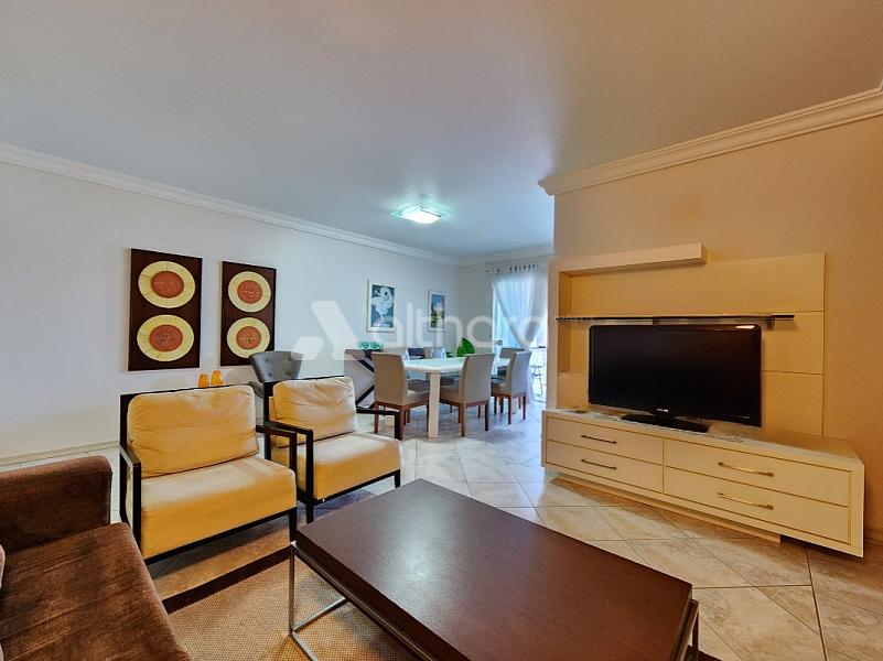 Apartamento Diferenciado no Edif�cio Tour Royalle em Balne�rio Cambori� 3