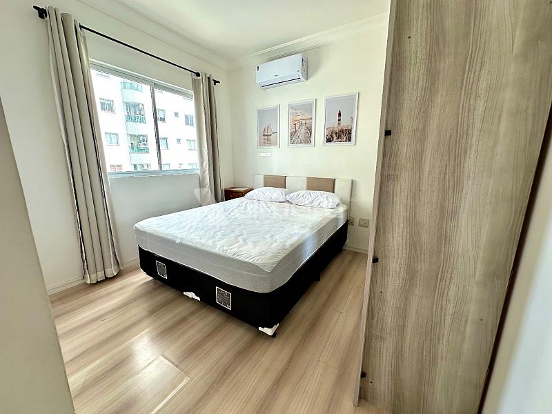 Apartamento no Edif�cio Torre de M�laga em Balne�rio Cambori� 15