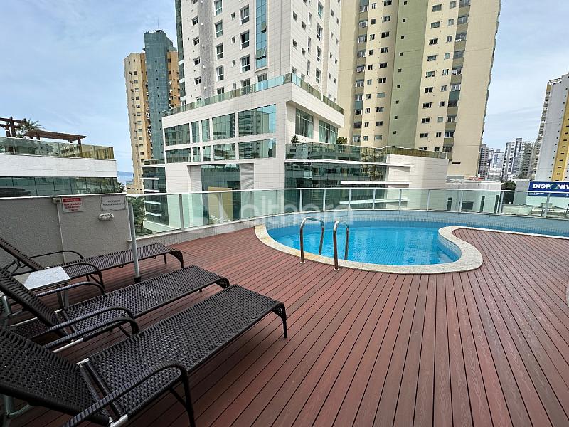 Apartamento no Edif�cio Torre de M�laga em Balne�rio Cambori� 21