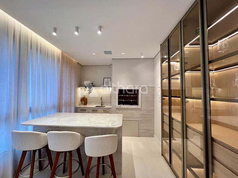 Apartamento Decorado no Edif�cio Central Garden Residence em Balne�rio Cambori� 3