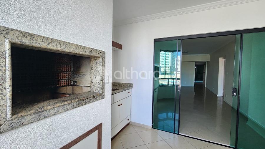 Apartamento no Edificio Saint Moritz em Itaja� 2