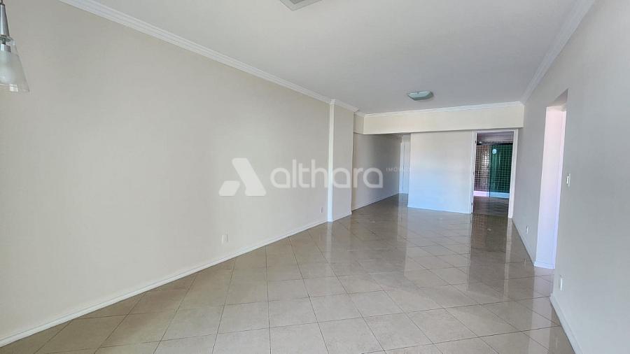 Apartamento no Edificio Saint Moritz em Itaja� 6