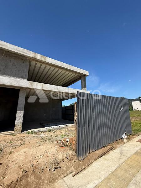 Casa no Condom�nio Arbo Reserva em Penha 1