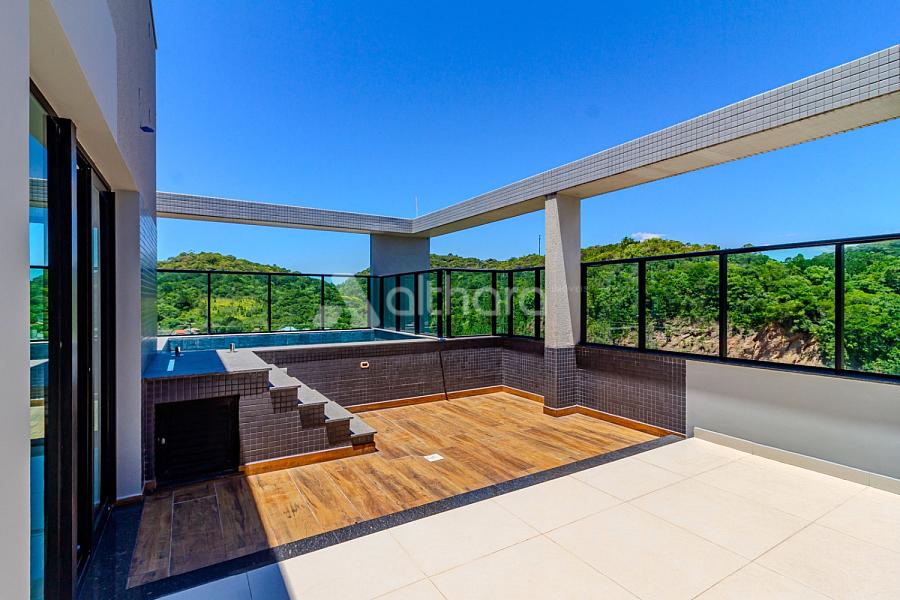 Cobertura no Edif�cio Privil�ge Brava Residence em Itaja� 27