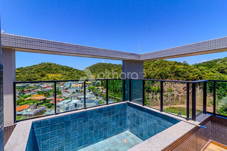 Cobertura no Edif�cio Privil�ge Brava Residence em Itaja� 30
