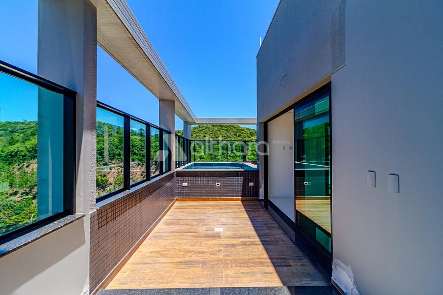 Cobertura no Edif�cio Privil�ge Brava Residence em Itaja� 31