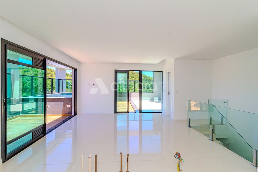 Cobertura no Edif�cio Privil�ge Brava Residence em Itaja� 33