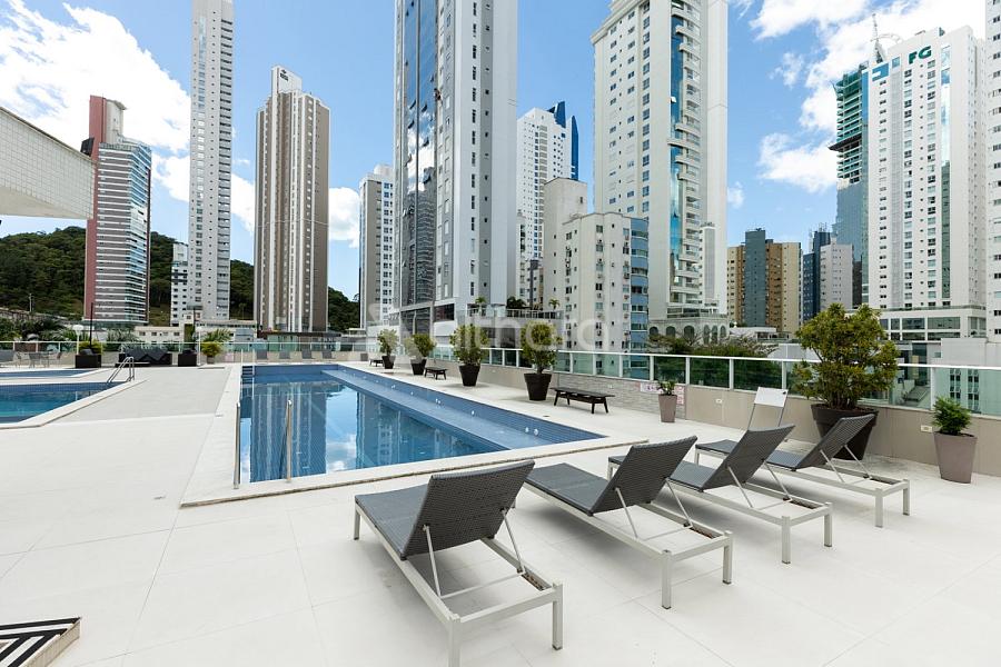 Apartamento no Edif�cio Torre de Lyon em Balne�rio Cambori� 20
